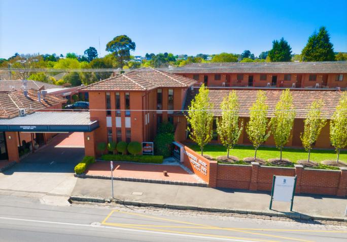 Exterior Aerial Motel Front High Res Oct2023