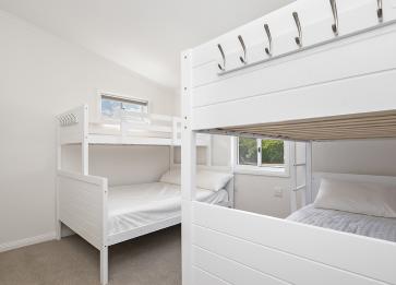 Southcombe Deluxe Villas Room 3